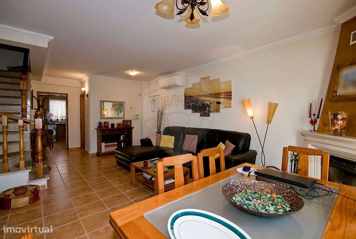 Moradia T3 para venda - Grande imagem: 2/23