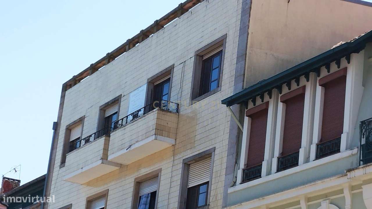 Apartamento  170m2 para remodelação total na Rua Santa Catarina - Port-11