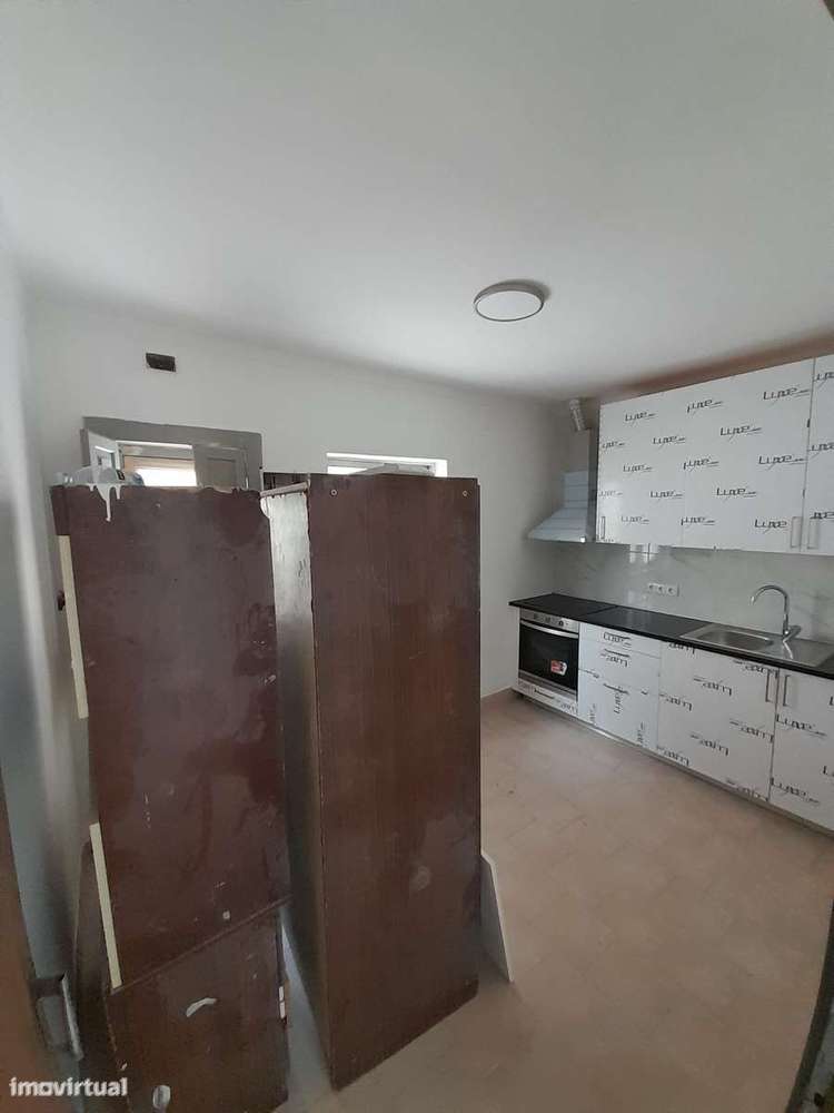 Arrendamento T1 Areeiro, Coimbra - Grande imagem: 4/5