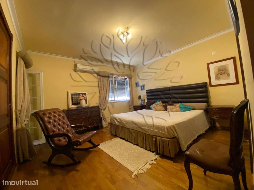 T5 Montijo com garagem para 3 carros e lavandaria - Grande imagem: 4/32