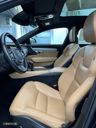 Volvo V90 D4 Momentum Pro - 41