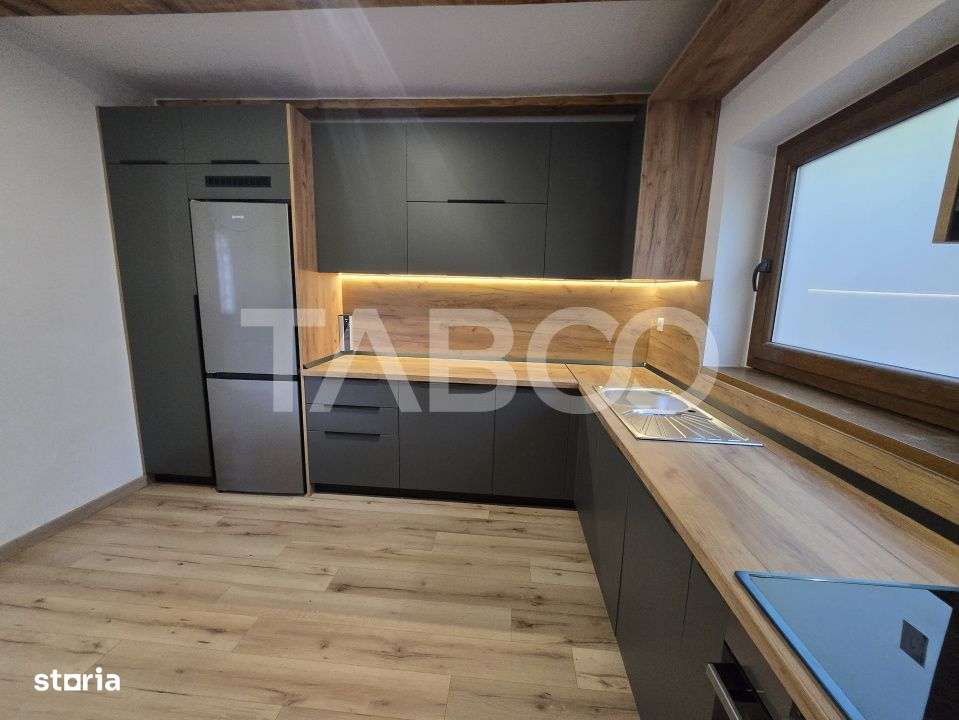 Casa de vacanta de vanzare 278mp curte 855mp Valea Avrigului - Imagine principală: 4/19