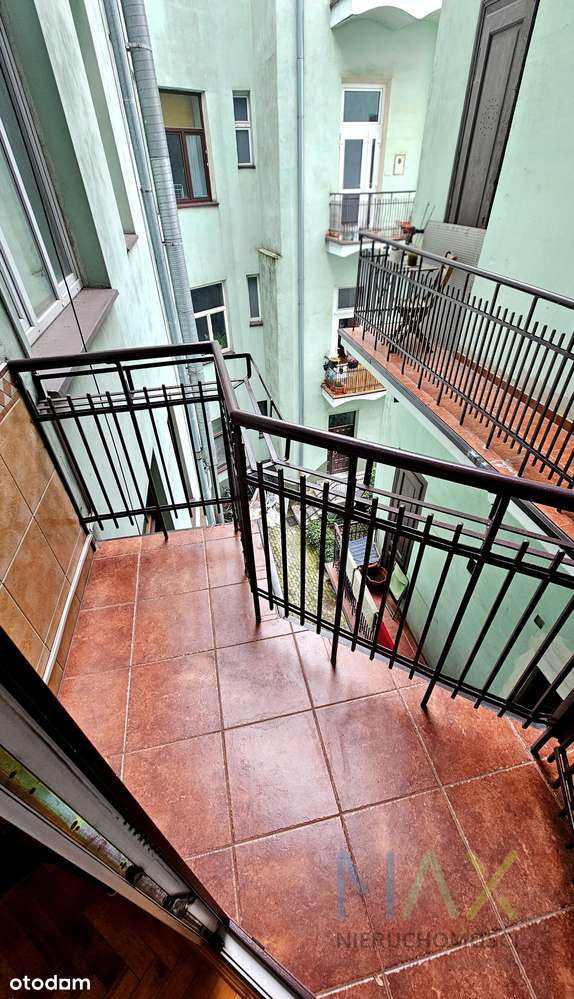 Stylowe mieszkanie z antresolą do spania. Początek Starowiślnej - Pełny obrazek: 5/9