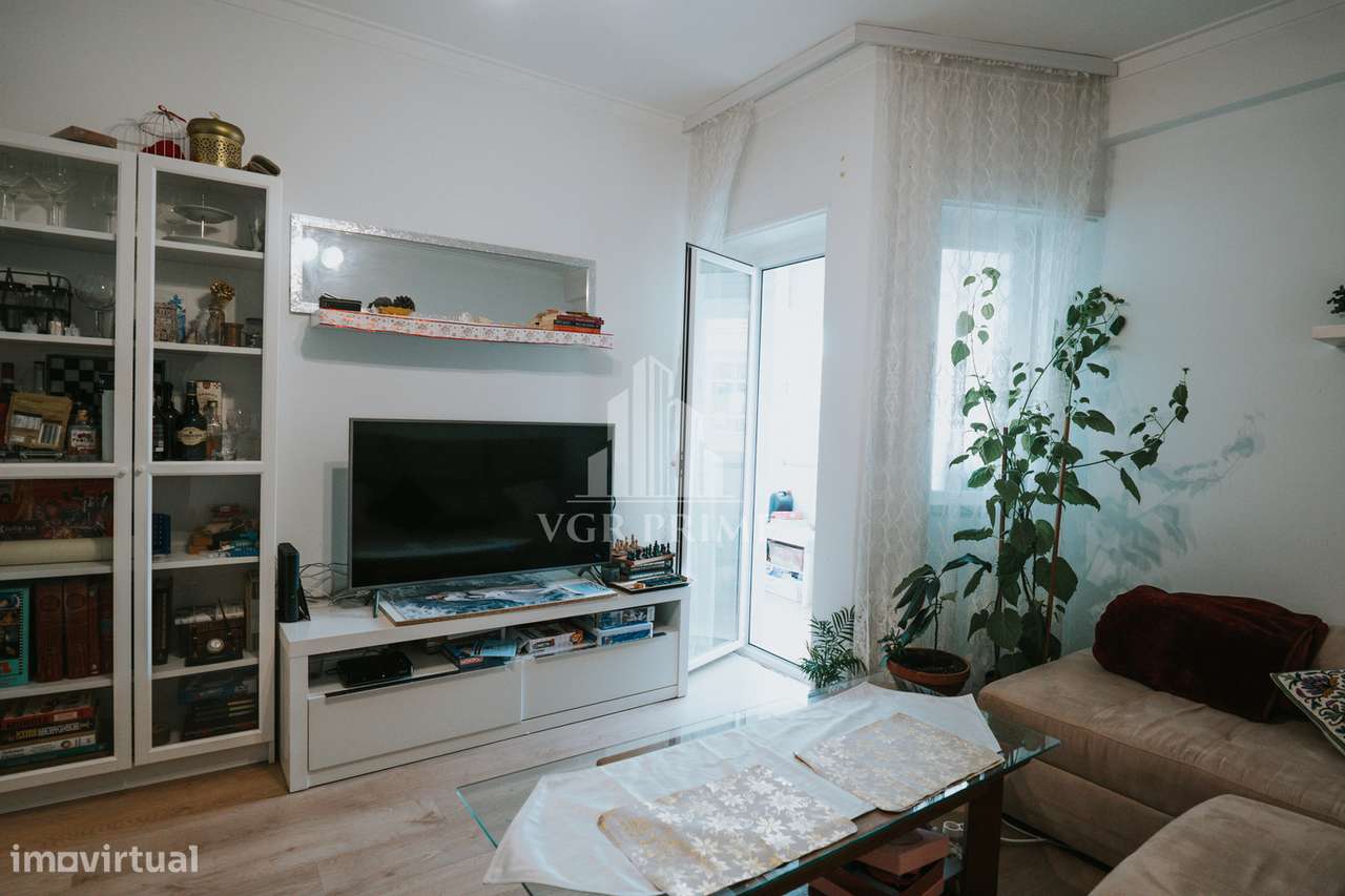 Apartamento T3 na Rua João Pinto Ribeiro, Venteira-18