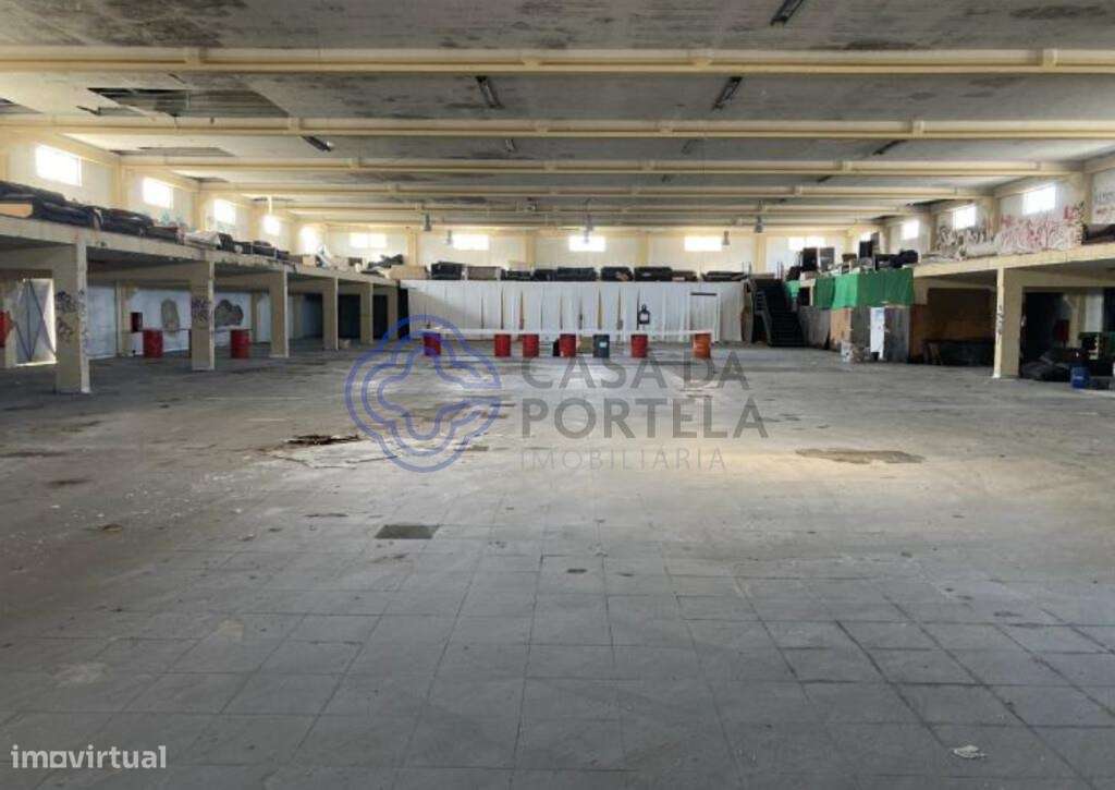 Conjunto de 3 Armazéns em Belas -Sintra-13