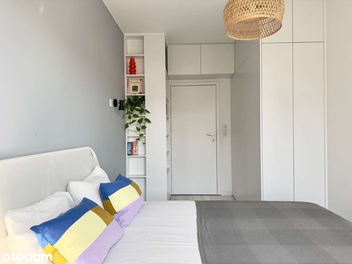 4-pokojowe mieszkanie z wyjątkowym tarasem w Centrum!-5