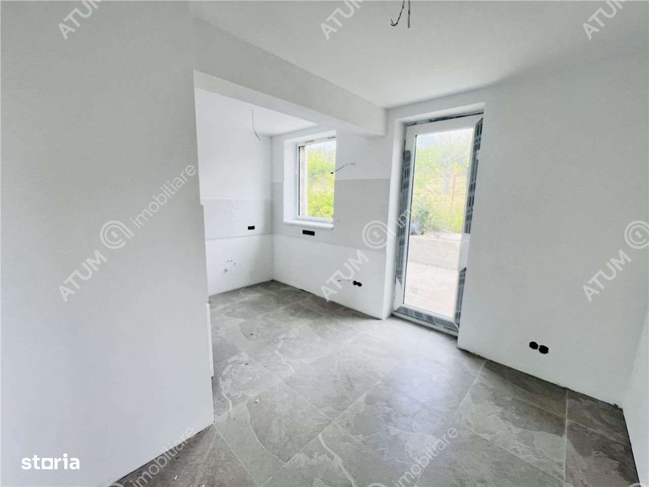 Casa individuala in Cisnadioara cu 4 camere 2 bai terasa teren 1170 mp - Imagine principală: 5/20