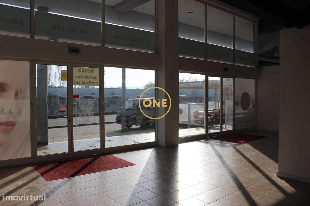 Loja para arrendamento - Grande imagem: 2/21