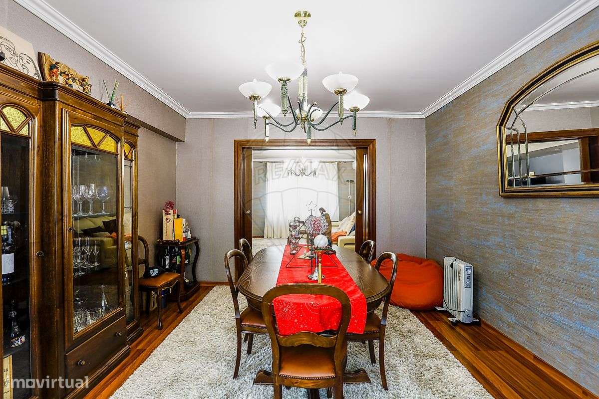 Moradia T4 para venda-12