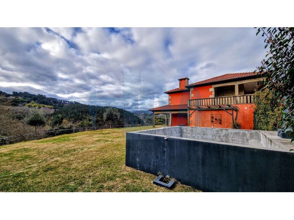 Moradia T5 sobre o Rio Tâmega - Amarante (Fridão)-6