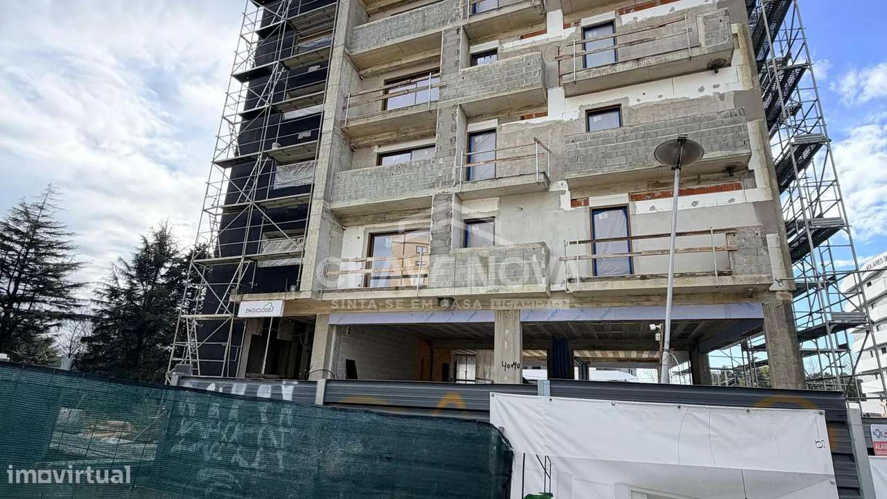 T3 Novo c/ 2 Lugares de Garagem na Maia-46