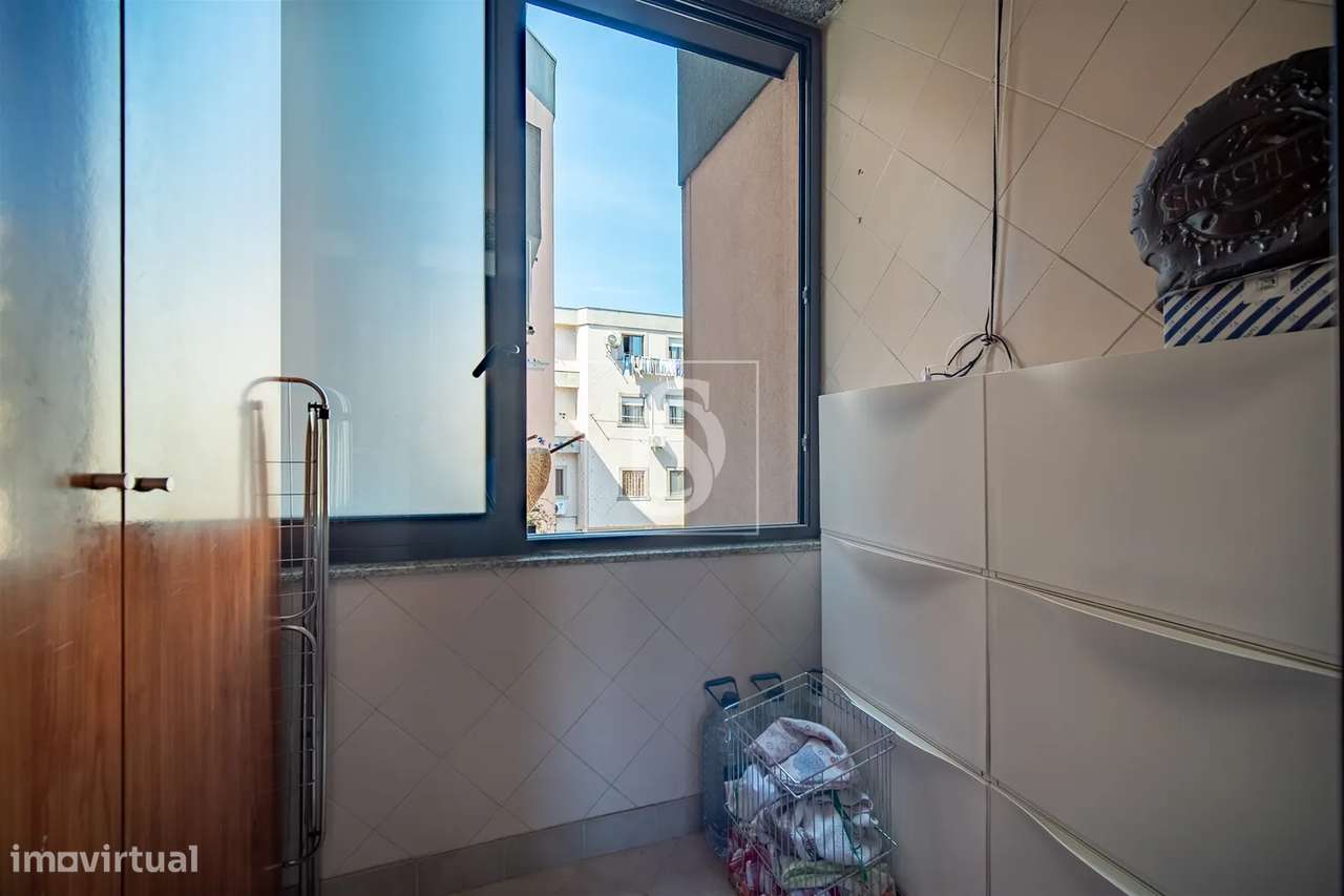 T2 Renovado com Garagem em Urgezes – Junto ao Centro de Guimarães!-14