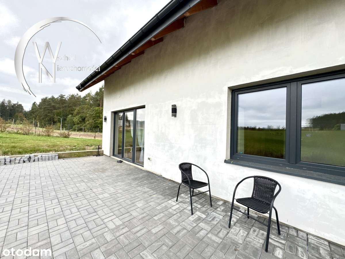 Dom w okolicy lasu-19