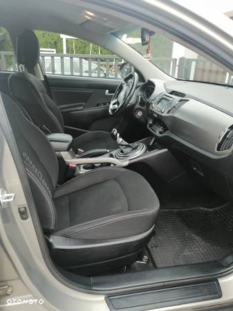 Kia Sportage 1.7 CRDI L 2WD - 10