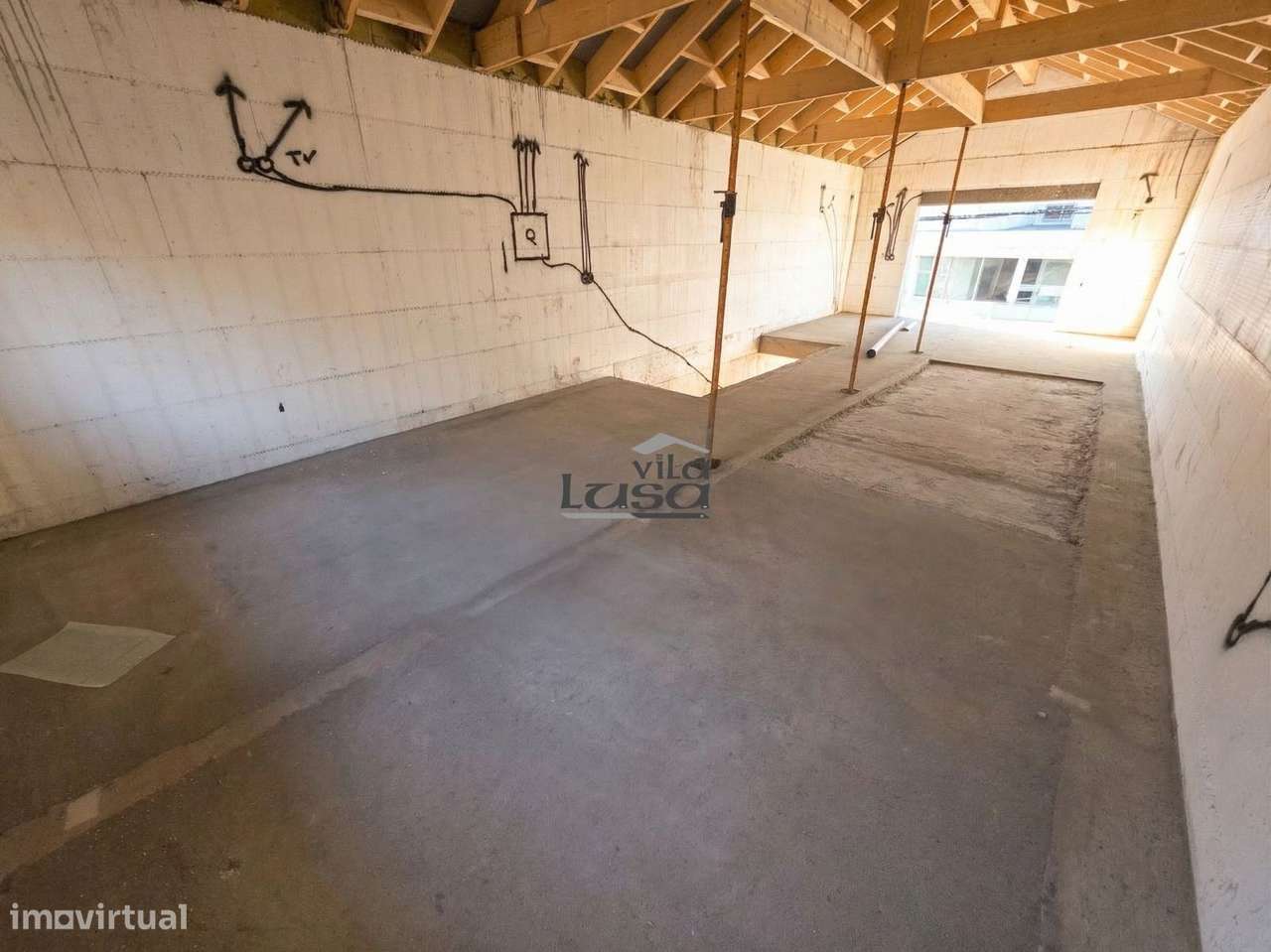 FANTÁSTICA Oportunidade  Moradia T2 em Lever | Vila Nova de Gaia-9