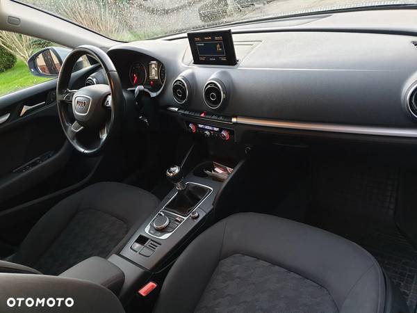 Audi A3 1.6 TDI Sportback - 32