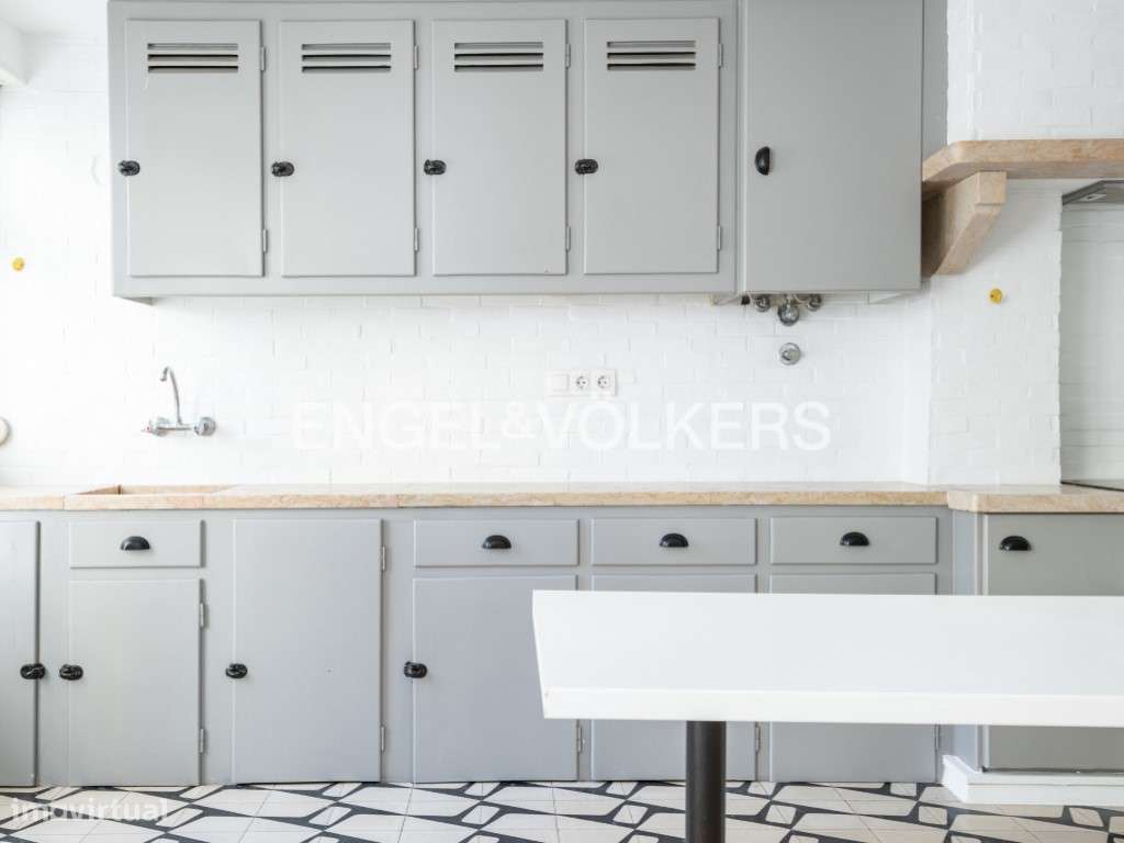 T1 em Campo de Ourique - Grande imagem: 4/25