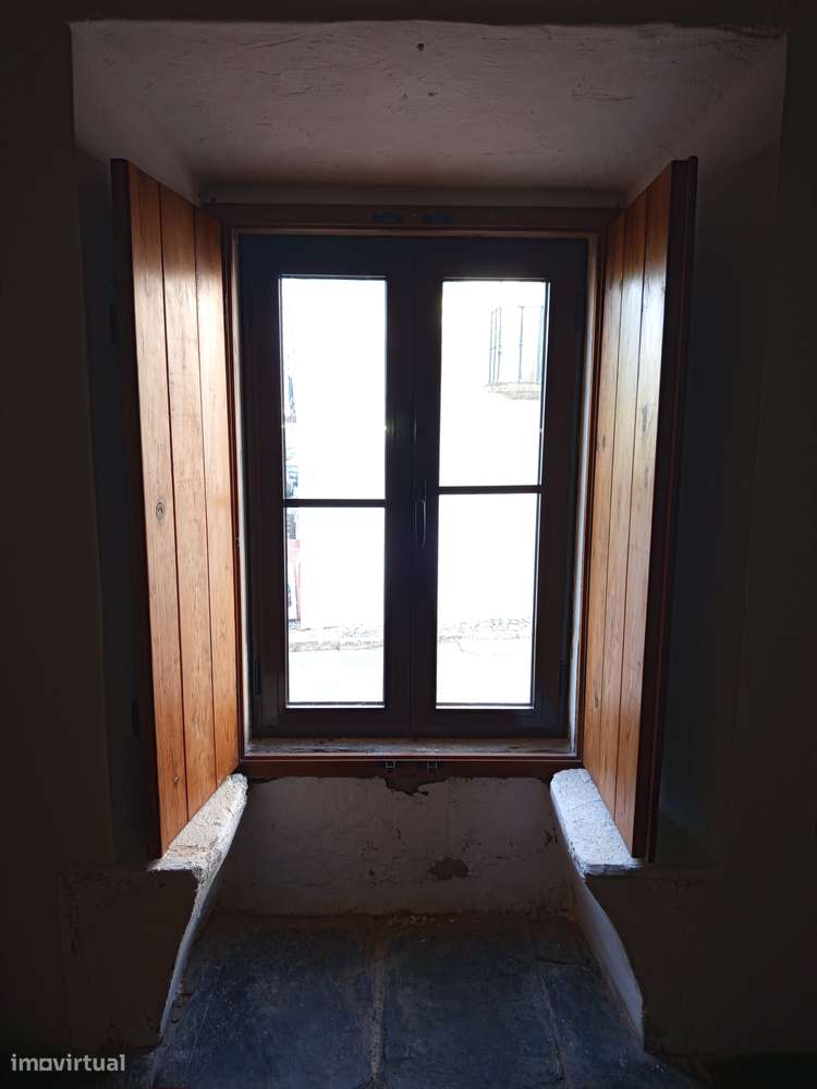 Casa antiga em Mourão recuperada - Grande imagem: 4/46