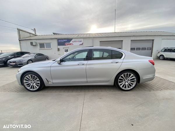 BMW Seria 7 740d xDrive - 27