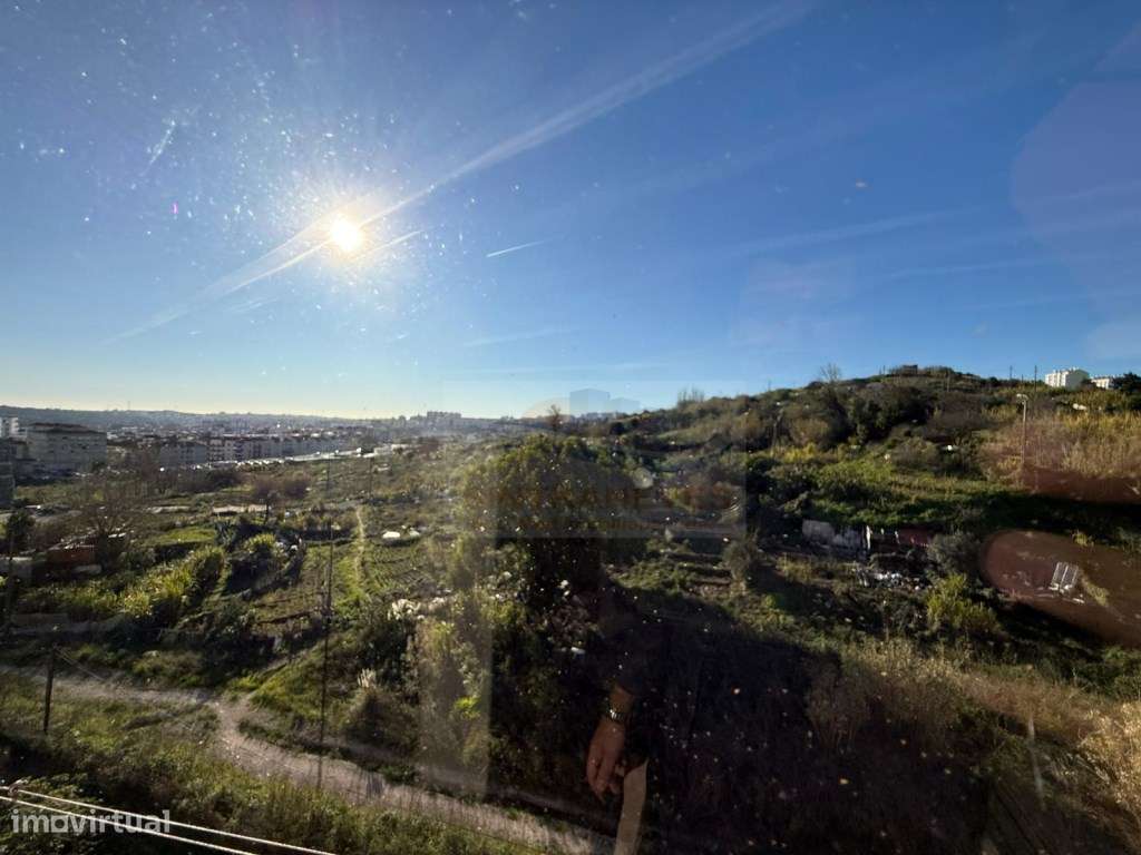 T2 com muito potencial na Amadora - Grande imagem: 5/13