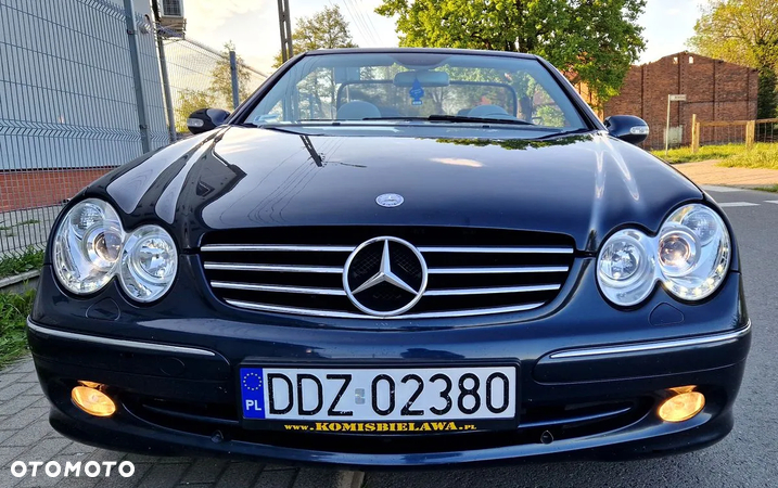Mercedes-Benz CLK - 10