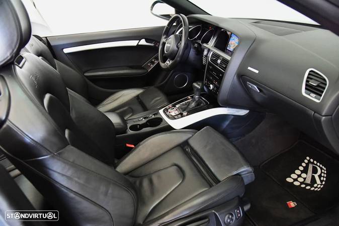 Audi A5 Cabrio 2.0 TDi Multitronic S-line - 31