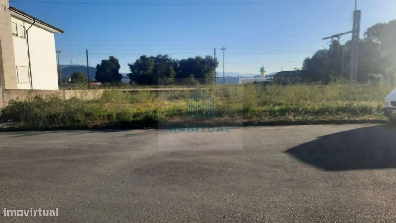 LOTE PARA CONSTRUÇÃO EM DARQUE -LOTE 10 - Grande imagem: 2/6