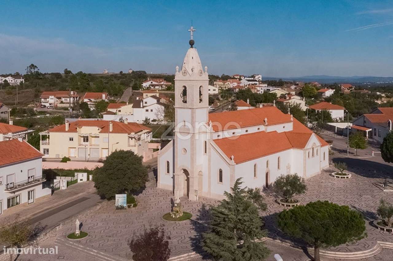 Investidores - Moradia T8 - Fátima - Grande imagem: 2/3