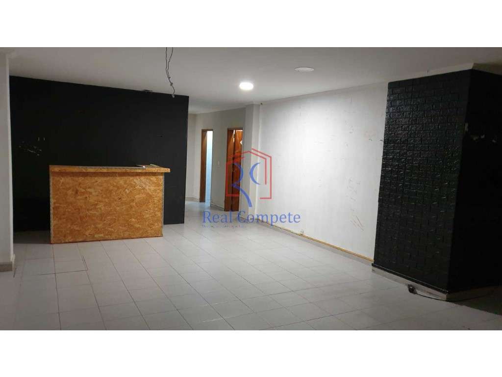 Loja, escritório ou consultório no Seixal - Grande imagem: 4/14