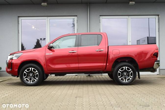 Toyota Hilux 2.8 D-4D Double Cab SR5 4x4 - 5