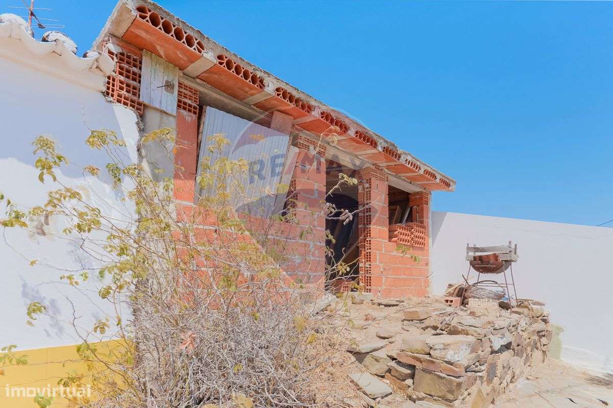 Moradia T2 para venda - Grande imagem: 2/8