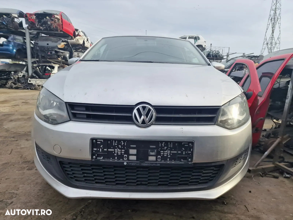 Dezmembram VW Polo, an 2010, 1.6 TDI euro 5 cod CAY, cutie manuala - 3