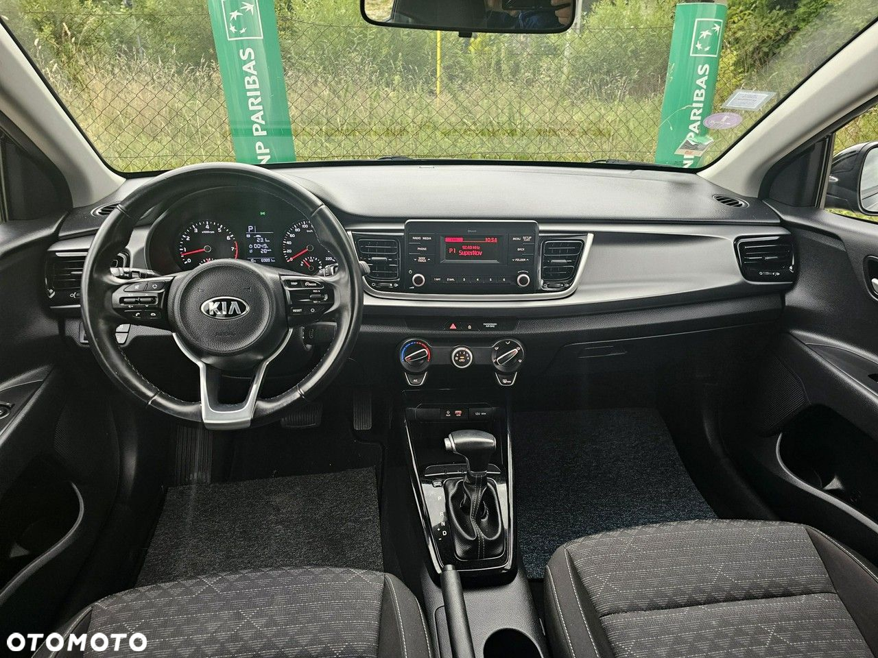 Kia Rio 1.4 L - 9