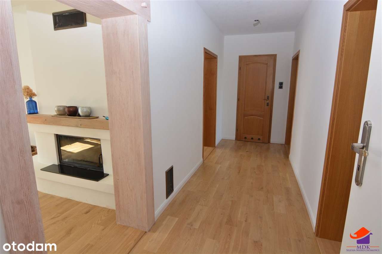 Przestronny dom w wysokim standardzie 262m2-16