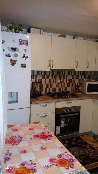 Inchiriez casa pentru sezonul estival - Imagine principală: 4/8