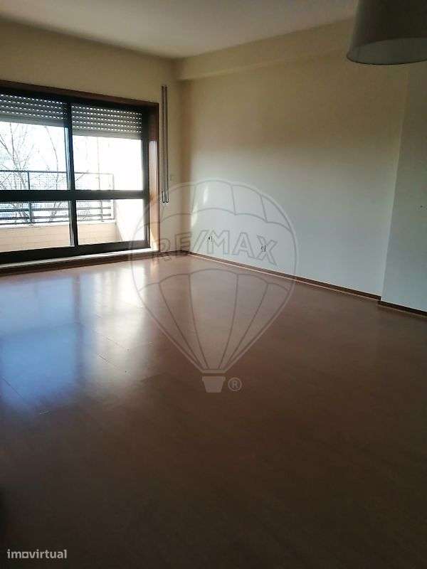 Apartamento T2 para arrendamento - Grande imagem: 5/12