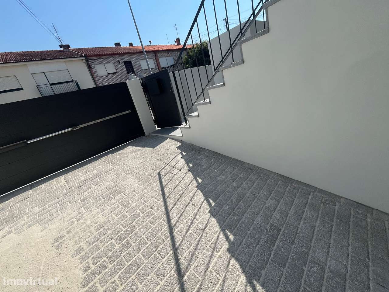 Comprar Excepcional Moradia T3 /Eevador Pedrouços Maia-18