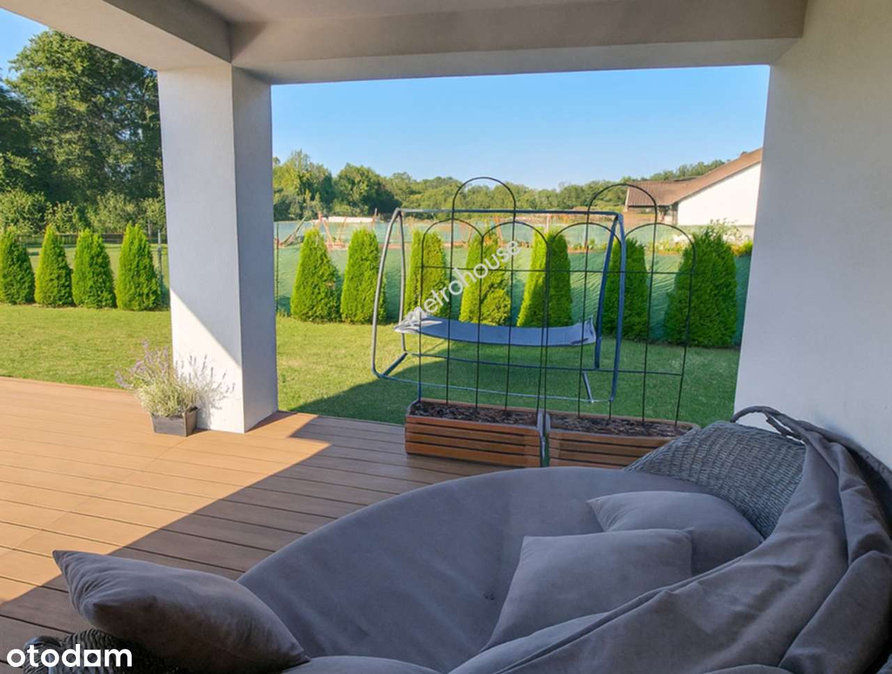 Dom w Kajetanach na działce 1100m2-13