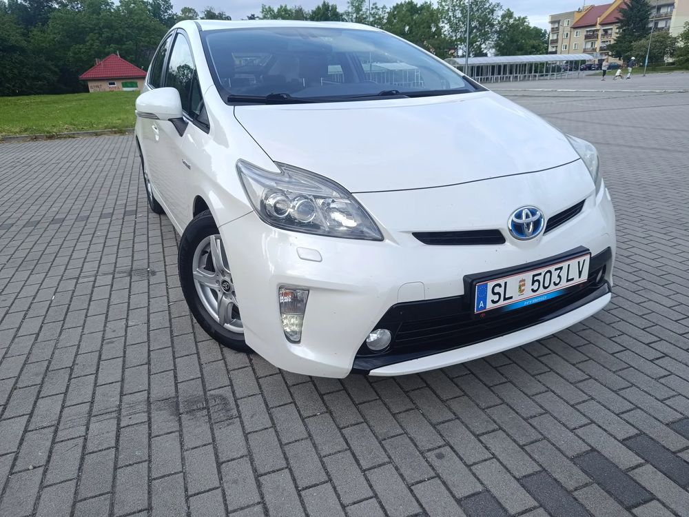 Toyota Prius III 1.8 HSD Prestige 2013