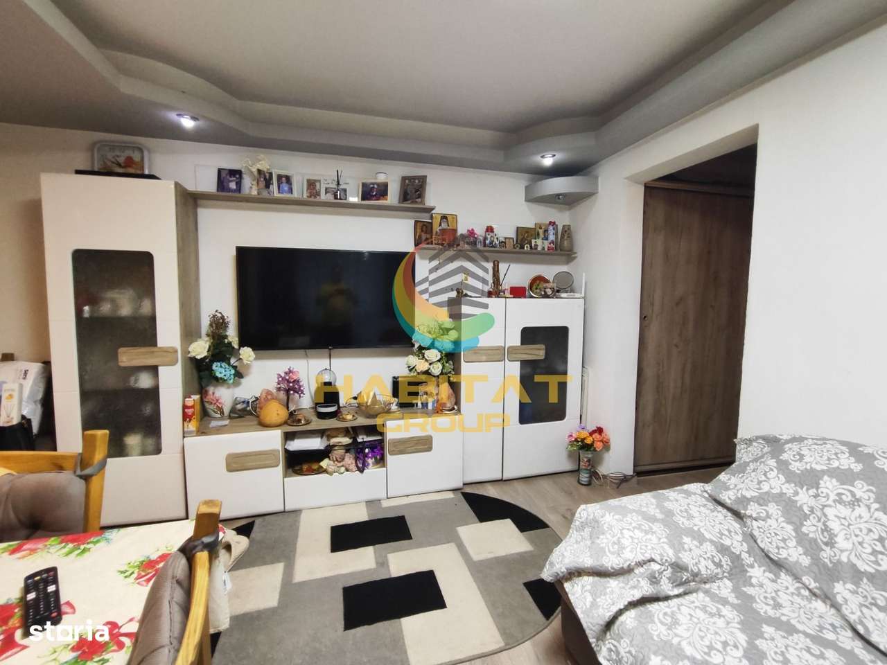 Apartament 4 camere mobilat- Sector 4
