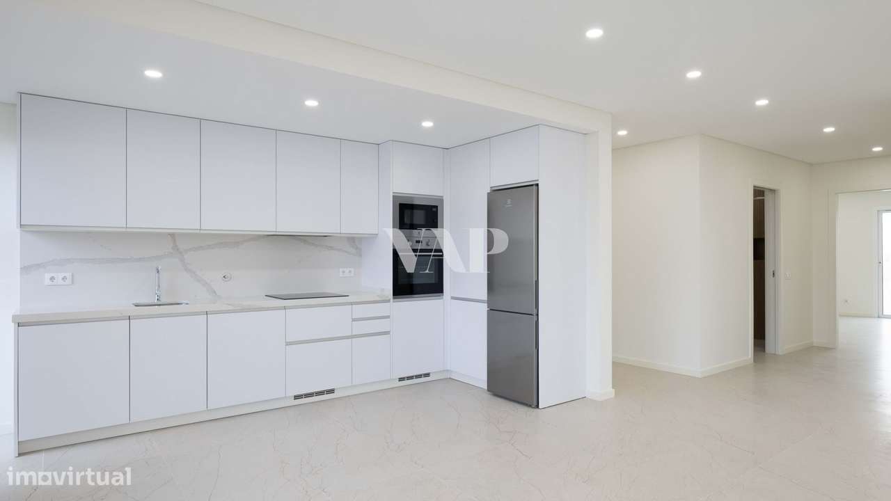 ERILUC - Apartamento T3 moderno com varanda em Quarteira - Grande imagem: 2/20