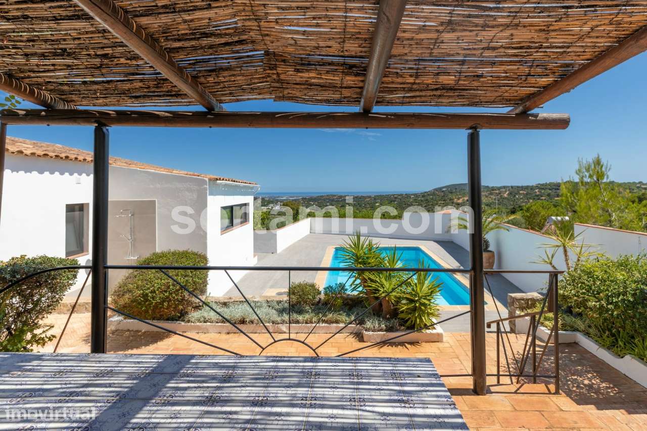 Moradia Isolada T3 Venda em Santa Bárbara de Nexe,Faro - Grande imagem: 1/53