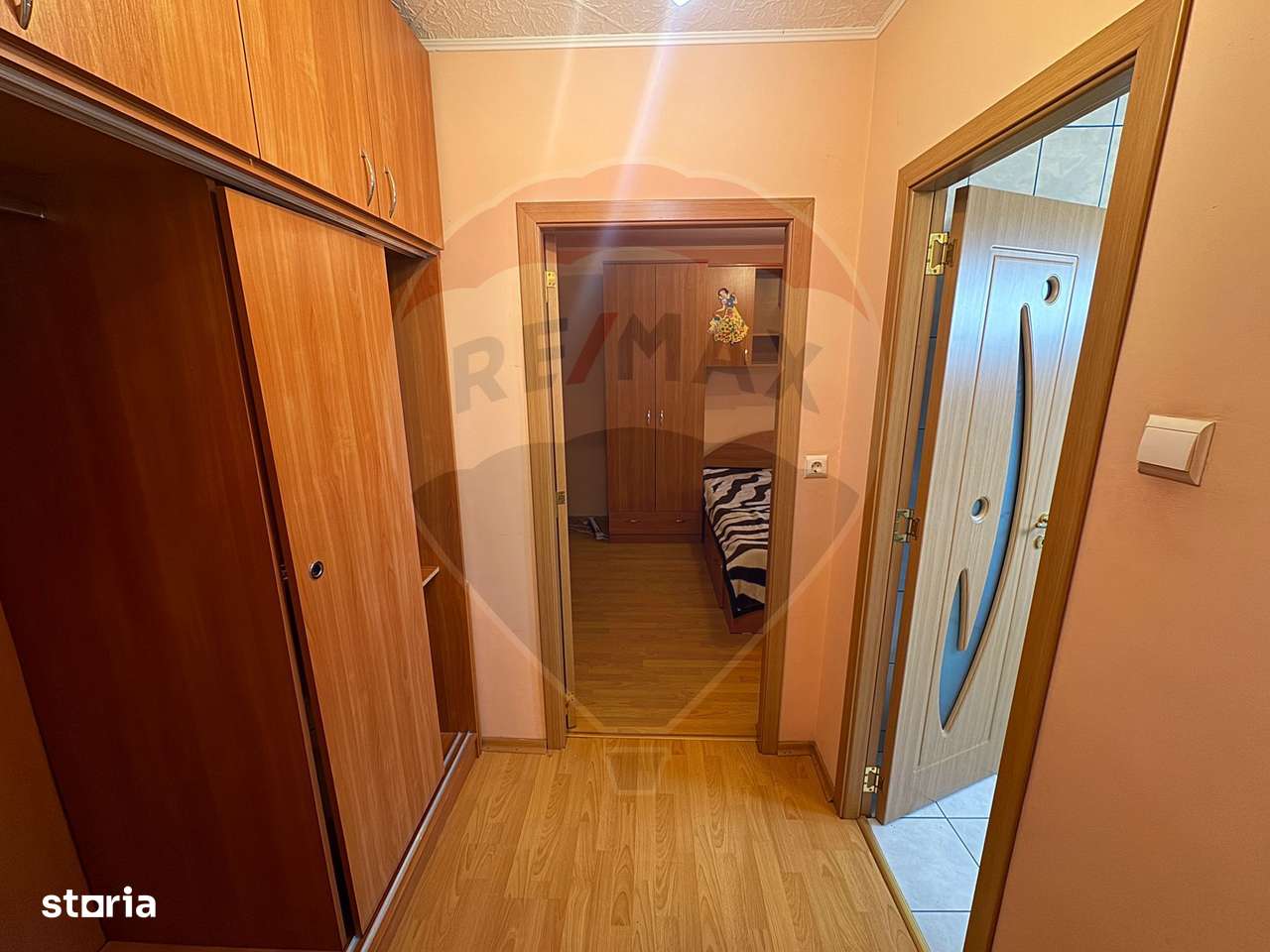 Apartament de vanzare cu 2 camere în zona Cornisa Bistritei-9