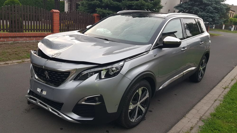 Peugeot 5008 II BlueHDi 180 EAT8 GT Pack 2013