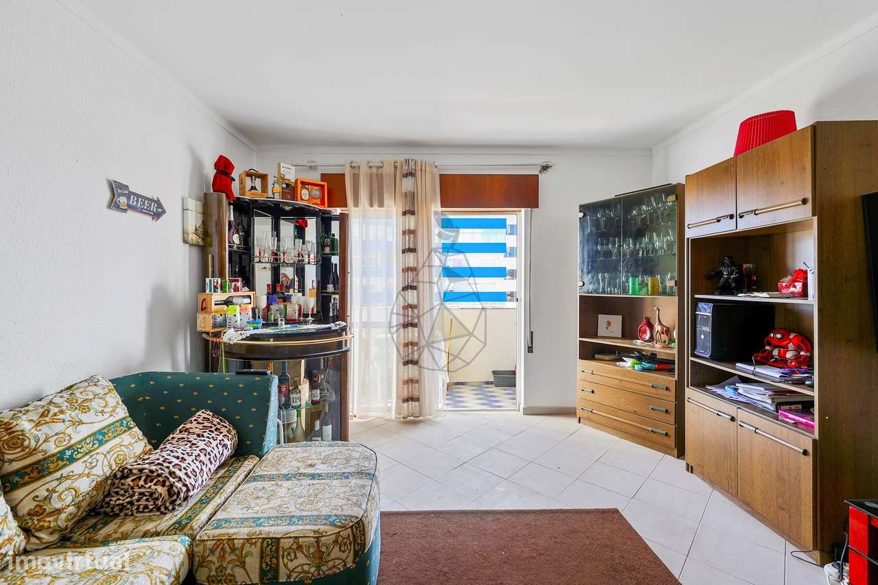 Oportunidade de Investimento Exclusiva na Av. 25 de Abril - Grande imagem: 5/42