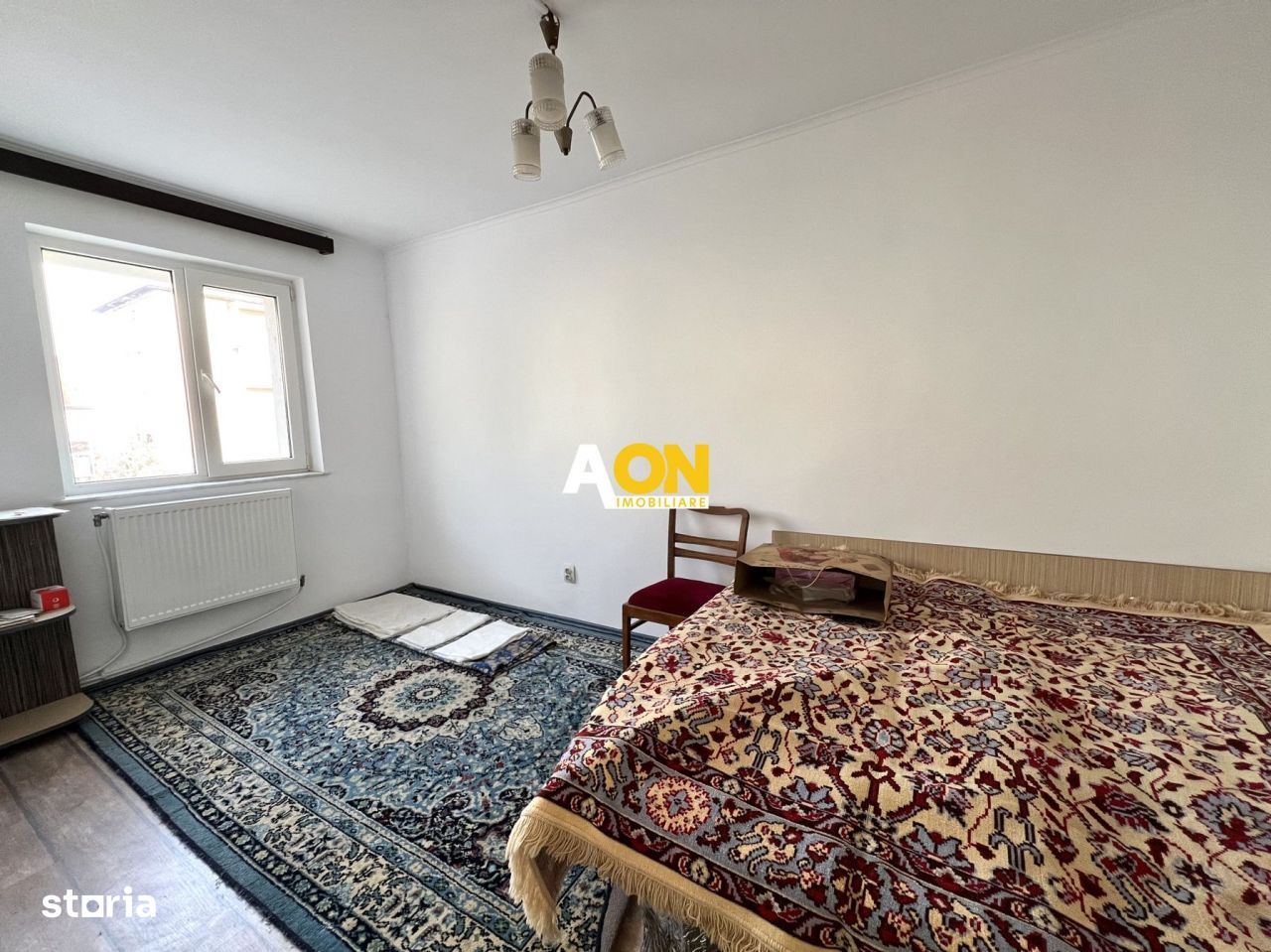 Apartament cu 3 camere, etaj 2, loc de parcare, zona Cetate