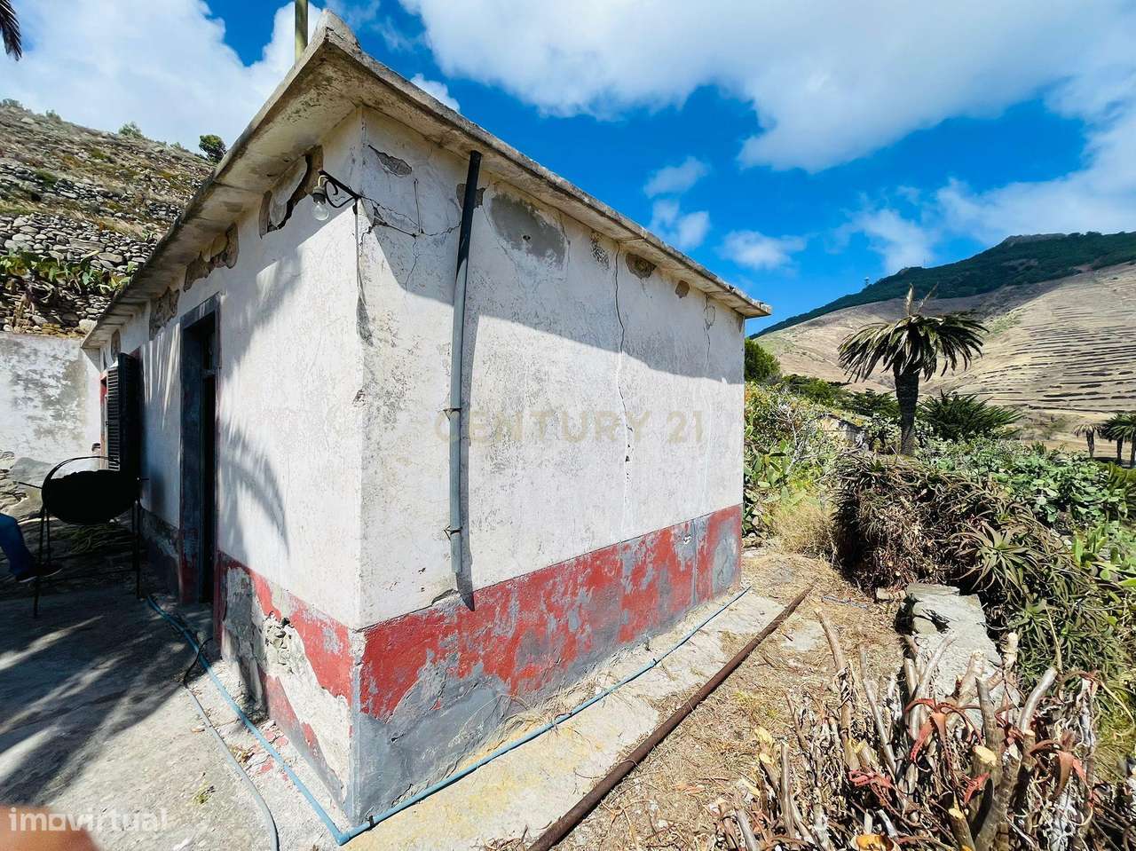 Moradia T2 para reabilitar - Serra de Fora - Porto Santo - Grande imagem: 4/25