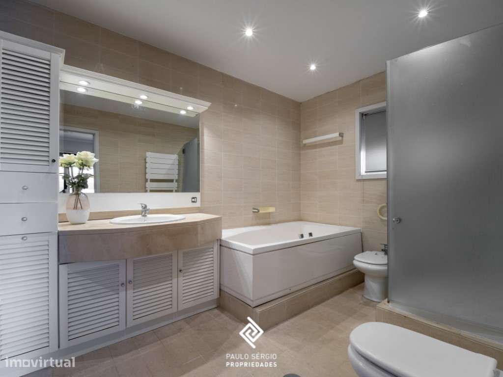 Apartamento T3 Duplex na Maia, próximo do centro da cidade-12