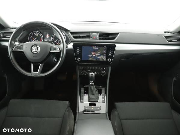 Skoda Superb 2.0 TDI Ambition DSG7 - 12