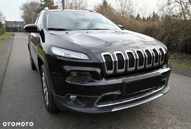 Jeep Cherokee - 10